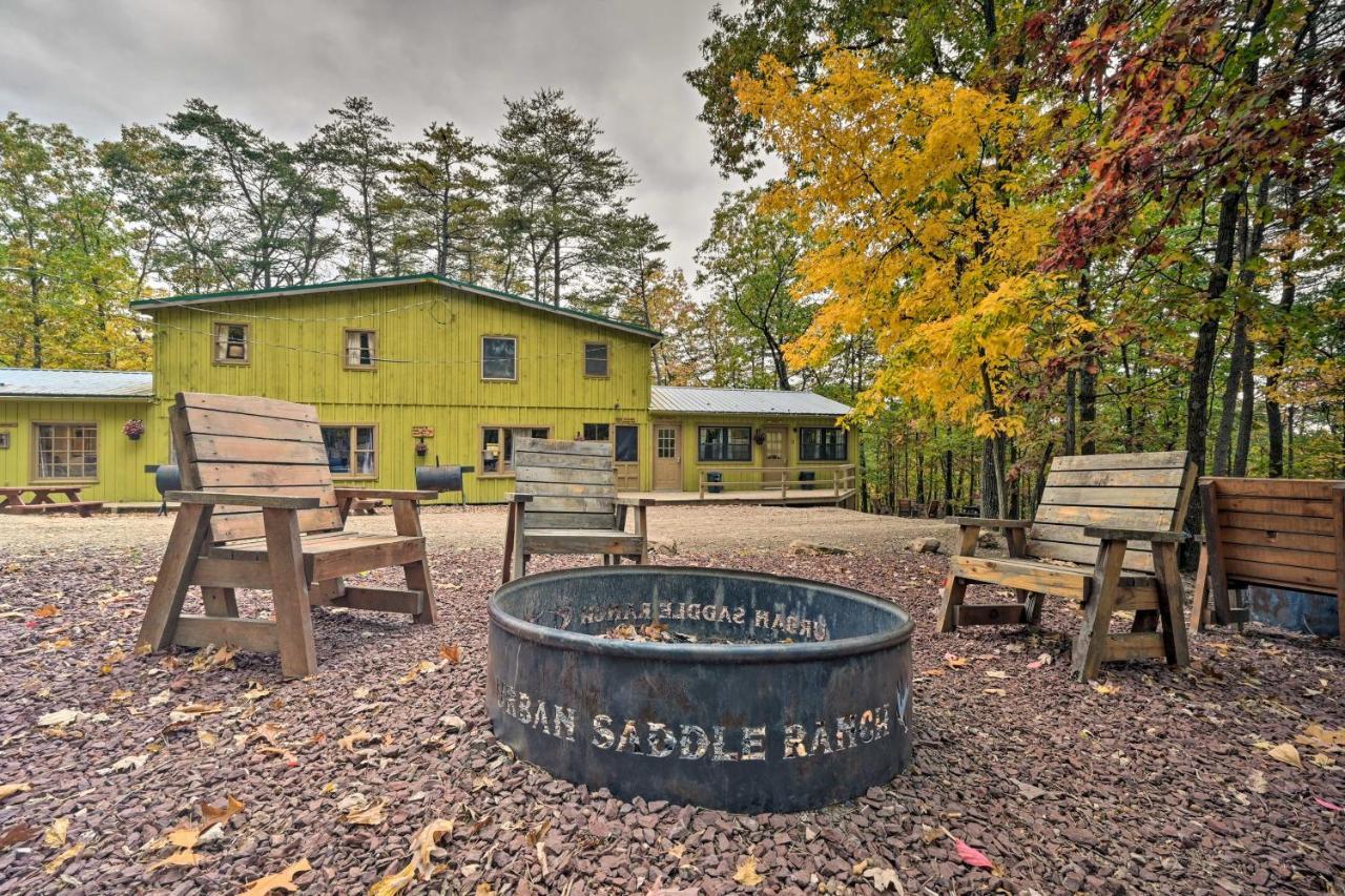 John Wayne Apartment - Deck, Bbq, Horses On-Site Huntingdon Kültér fotó